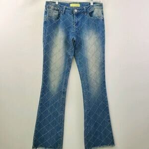 Almost famous premium flare leg jean raw hem pattern leg with fading